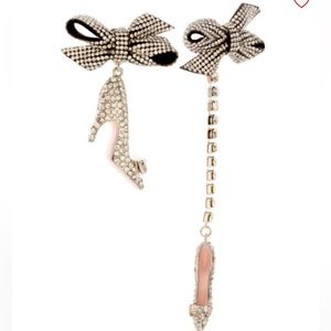 New Betsey Johnson BETSEYS HOLIDAY MISMATCH PUMP EARRINGS